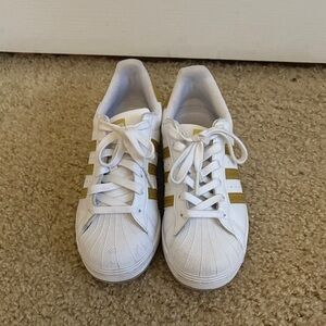 adidas Kids White and Gold Sneakers